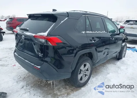 2025 Toyota Rav4 Xle z USA, uszkodzony, nr VIN 2T3P1RFV2SW563682